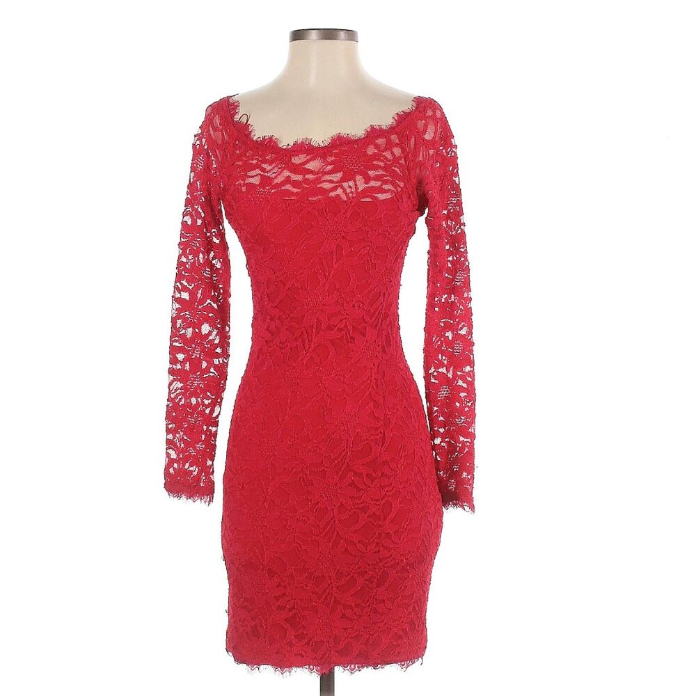 Jump Apparel by Wendye Chaitin Red Lace Bodycon Dress M/L